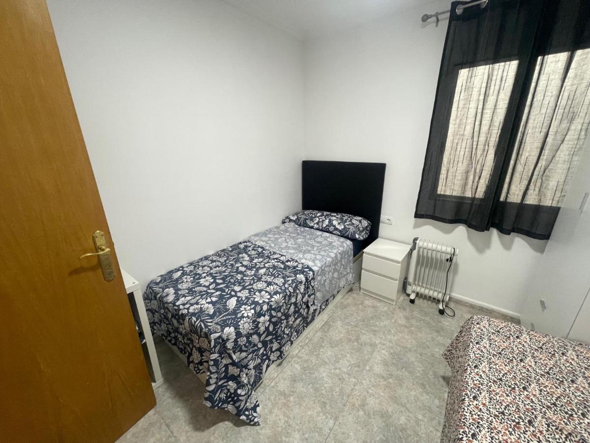 Apartamentos Atlas Terrassa V Extérieur photo